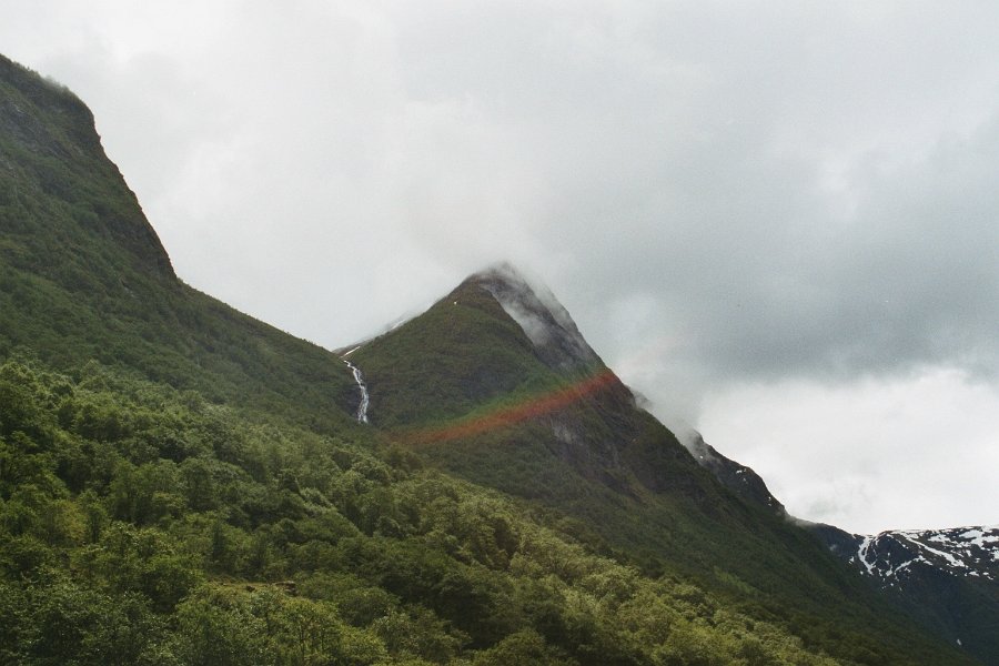 2003060510 undredal vei